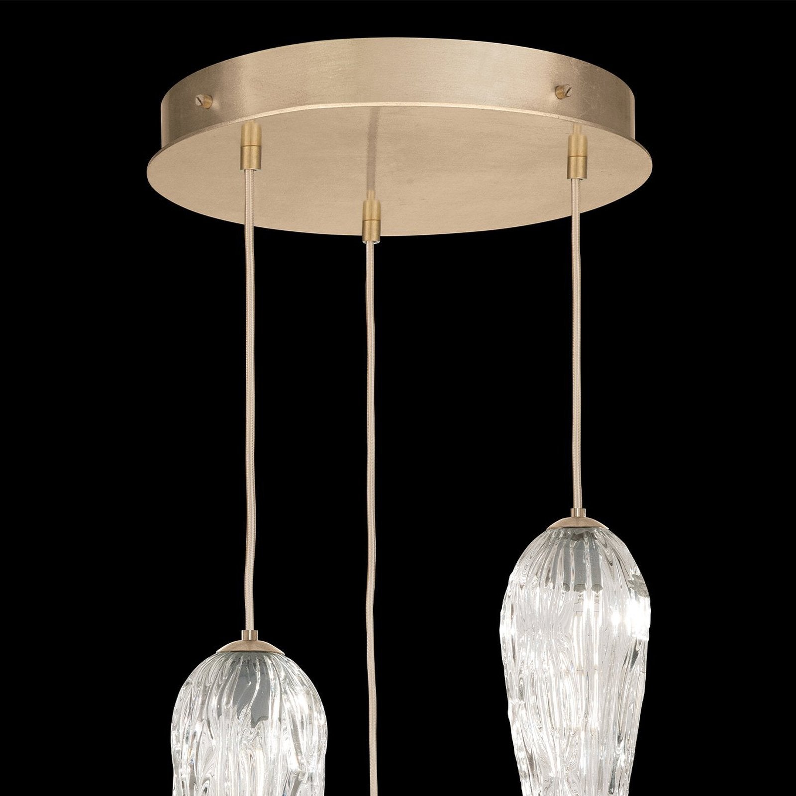 17.5-Inch Textured Leaf Pendant Light