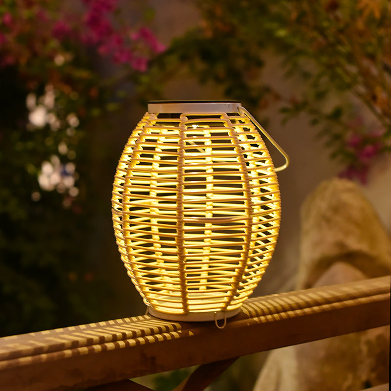Solar Rattan Courtyard Lantern / Picture Color